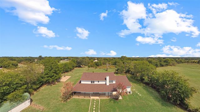 2473 Vz County Road 2621, Wills Point, TX 75169