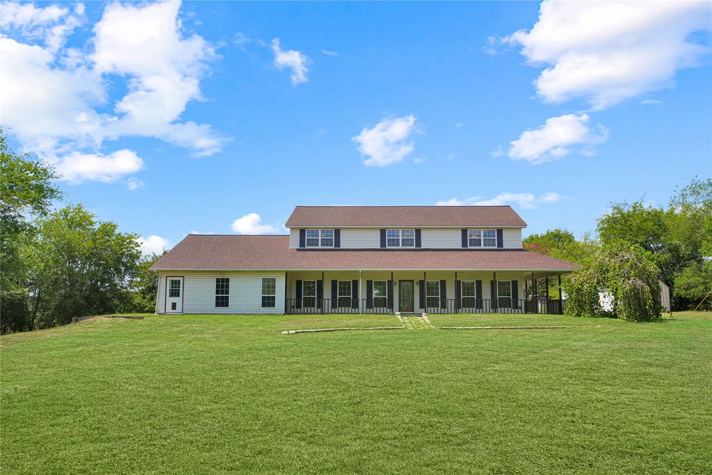 2473 Vz County Road 2621, Wills Point, TX 75169