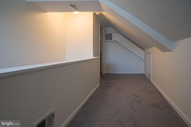 5704 WOODLAND DR, Oxon Hill, MD 20745