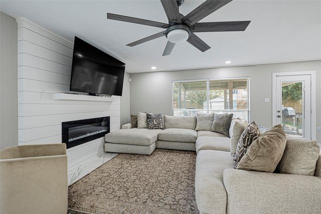 13603 Rural Oak Street, Houston, TX 77034