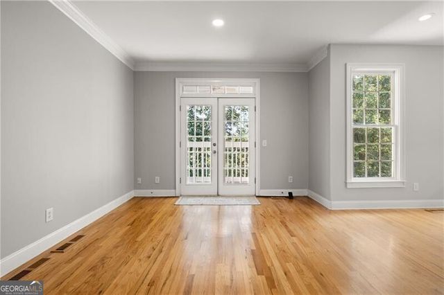 530 Neel Reid Drive, Roswell, GA 30075