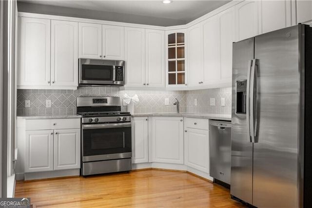 530 Neel Reid Drive, Roswell, GA 30075