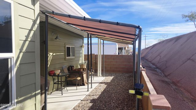 1030 S Barrel Cactus Rdg Unit 145, Benson, AZ 85602