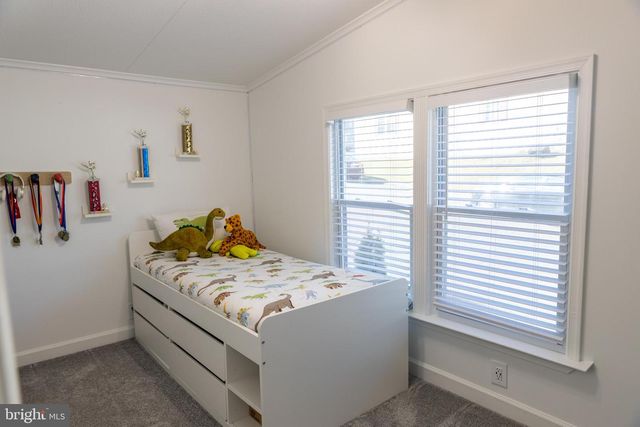 2000 GROVEWOOD, Capitol Heights, MD 20731