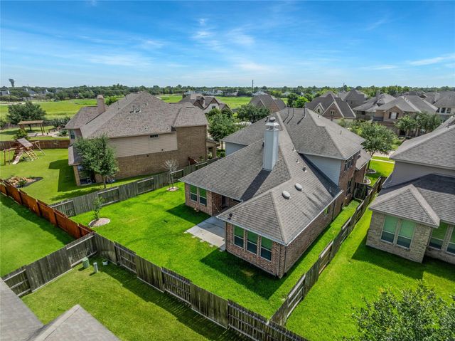 3910 Lupin Bush Lane, Manvel, TX 77578