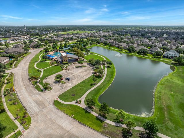 3910 Lupin Bush Lane, Manvel, TX 77578