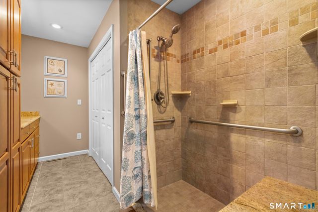 14 Sterling Ridge, Shelton, CT 06484