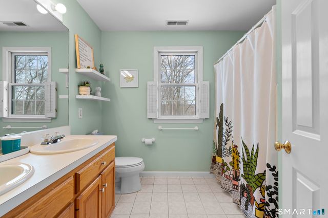 14 Sterling Ridge, Shelton, CT 06484