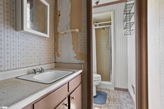 2 Dell Circle, Travelers Rest, SC 29690