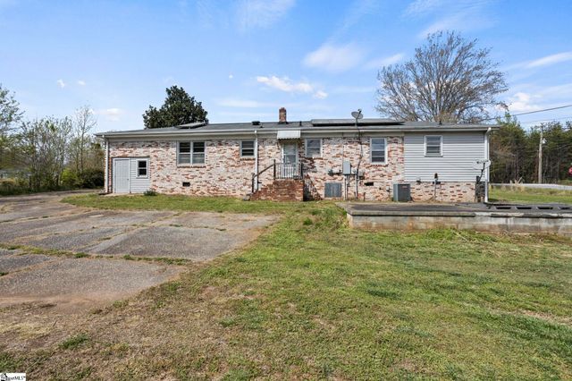 2 Dell Circle, Travelers Rest, SC 29690