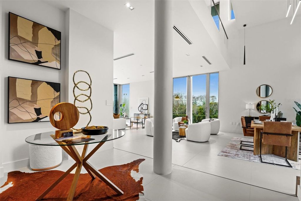 Image 3 of property listing at 2661 VIA TUSCANY, Winter Park, FL 32789