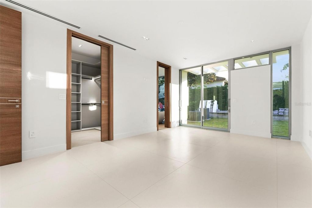 Image 39 of property listing at 2661 VIA TUSCANY, Winter Park, FL 32789