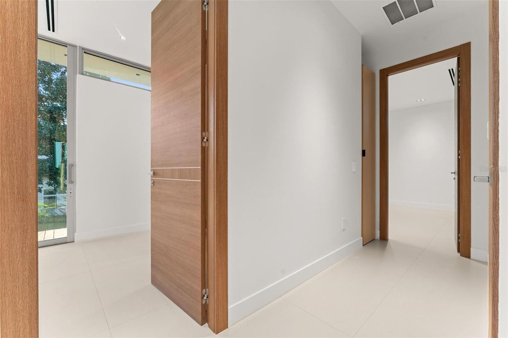 Image 74 of property listing at 2661 VIA TUSCANY, Winter Park, FL 32789