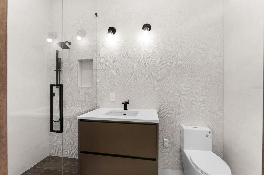 Image 80 of property listing at 2661 VIA TUSCANY, Winter Park, FL 32789