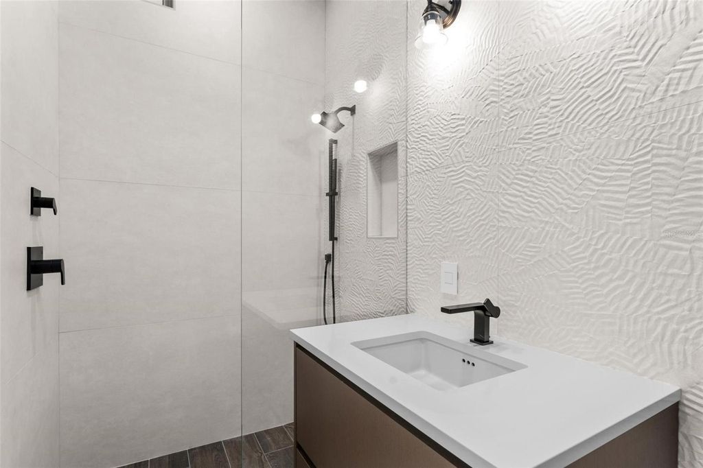 Image 81 of property listing at 2661 VIA TUSCANY, Winter Park, FL 32789