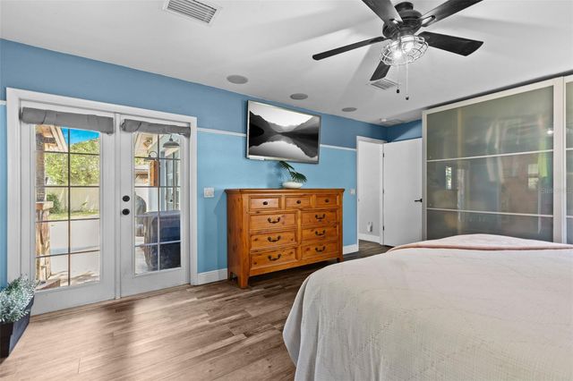5508 WHITMORE DRIVE, Tampa, FL 33634