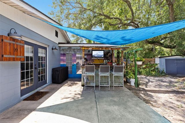 5508 WHITMORE DRIVE, Tampa, FL 33634