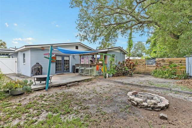 5508 WHITMORE DRIVE, Tampa, FL 33634
