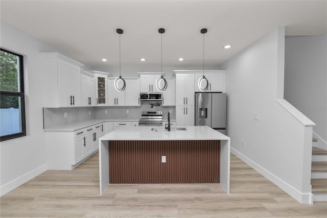 7304 ARDENWOOD, Tampa, FL 33625