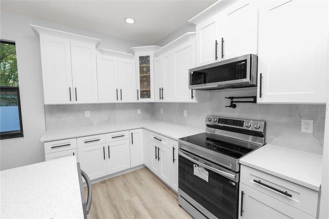 7304 ARDENWOOD, Tampa, FL 33625