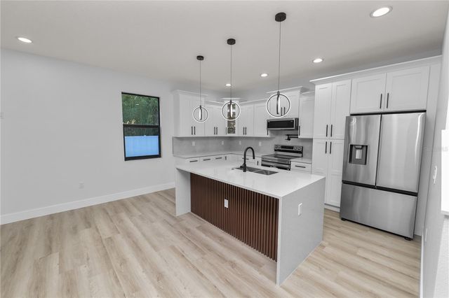 7304 ARDENWOOD, Tampa, FL 33625