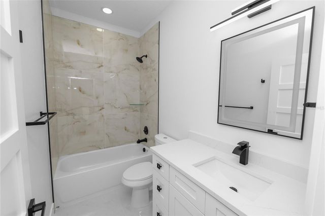 7304 ARDENWOOD, Tampa, FL 33625