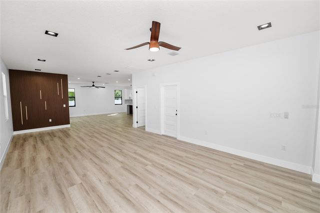 7304 ARDENWOOD, Tampa, FL 33625