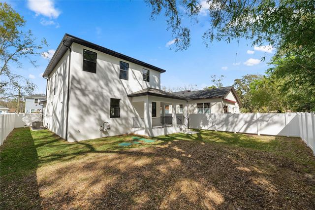 7304 ARDENWOOD, Tampa, FL 33625