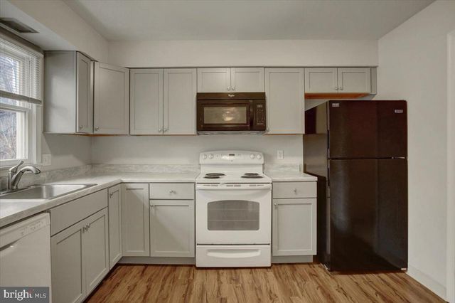 6501 SALEM PARK CIR, Mechanicsburg, PA 17050