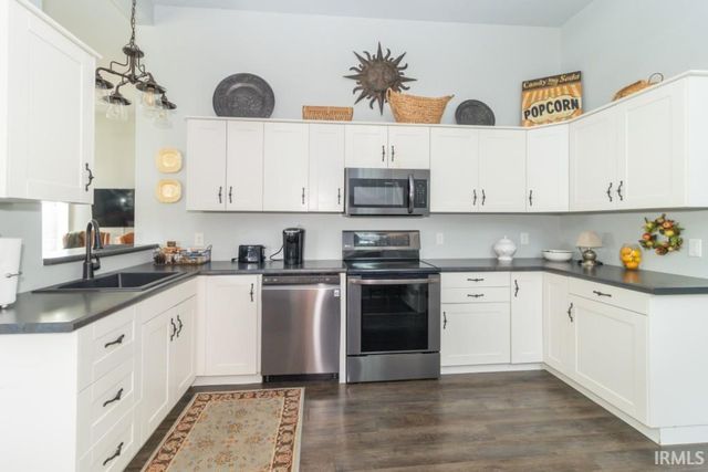 206 W Main Street, Lewisville, IN 47352