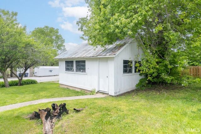 206 W Main Street, Lewisville, IN 47352