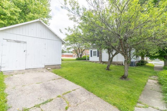 206 W Main Street, Lewisville, IN 47352