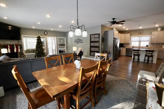 204 Pine Street SW, New London, MN 56273