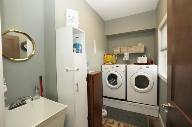 204 Pine Street SW, New London, MN 56273