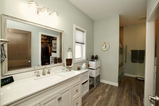 204 Pine Street SW, New London, MN 56273