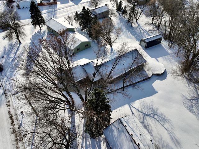 204 Pine Street SW, New London, MN 56273