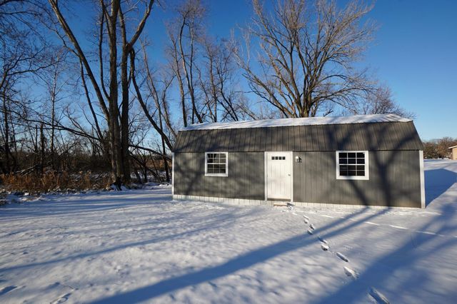 204 Pine Street SW, New London, MN 56273