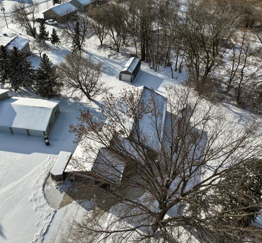 204 Pine Street SW, New London, MN 56273