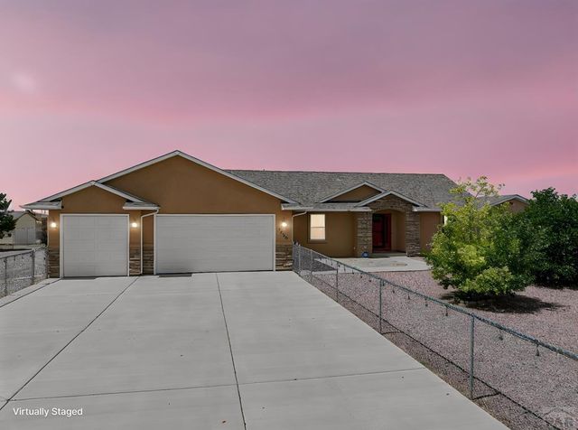1450 E Farley Ave, Pueblo West, CO 81007
