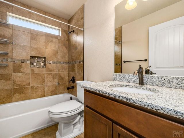 1450 E Farley Ave, Pueblo West, CO 81007