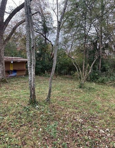 114 E Adams Street, Sparta, GA 31087