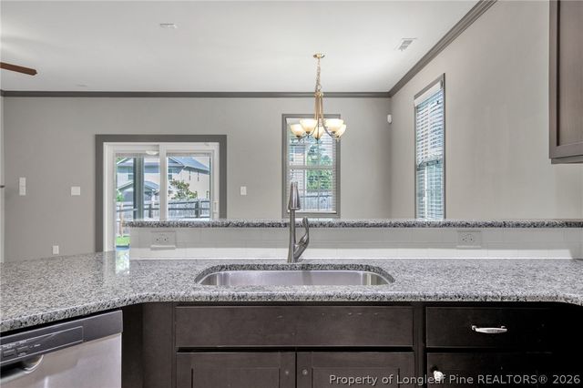 916 W Rowan Street, Fayetteville, NC 28301