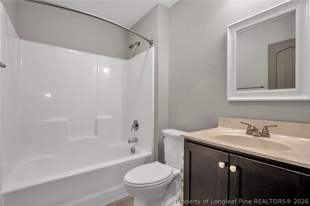 916 W Rowan Street, Fayetteville, NC 28301