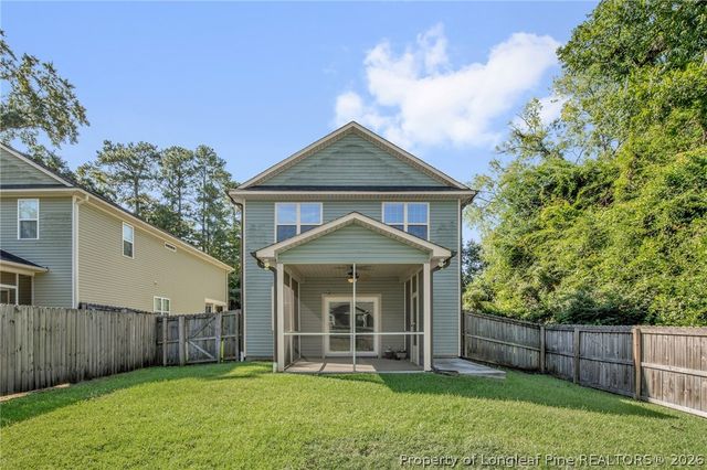 916 W Rowan Street, Fayetteville, NC 28301