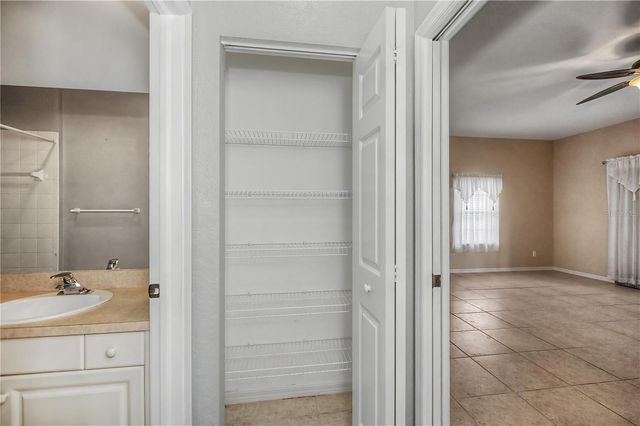 1554 RED OAK LANE, Port Charlotte, FL 33948