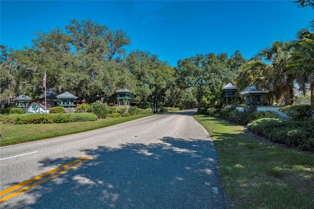 1554 RED OAK LANE, Port Charlotte, FL 33948