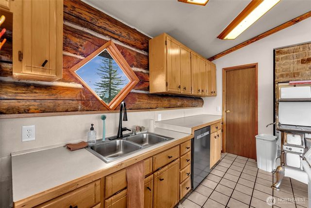 39904 NE Rotschy Road, Yacolt, WA 98675