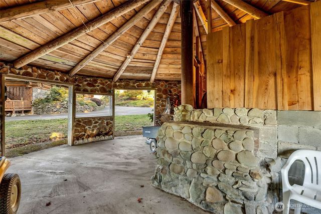 39904 NE Rotschy Road, Yacolt, WA 98675