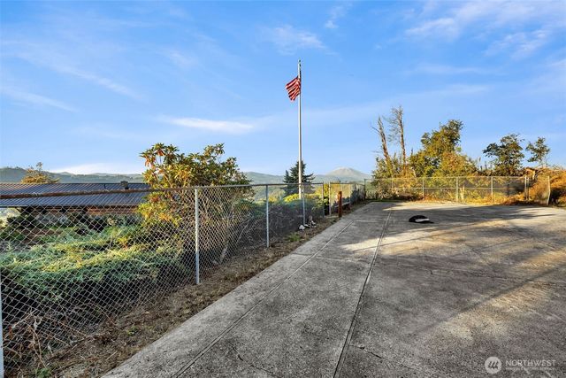 39904 NE Rotschy Road, Yacolt, WA 98675