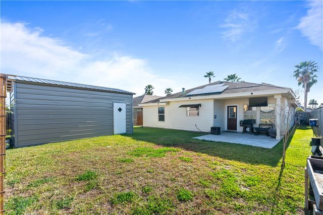 2622 Date Palm Dr, Corpus Christi, TX 78418